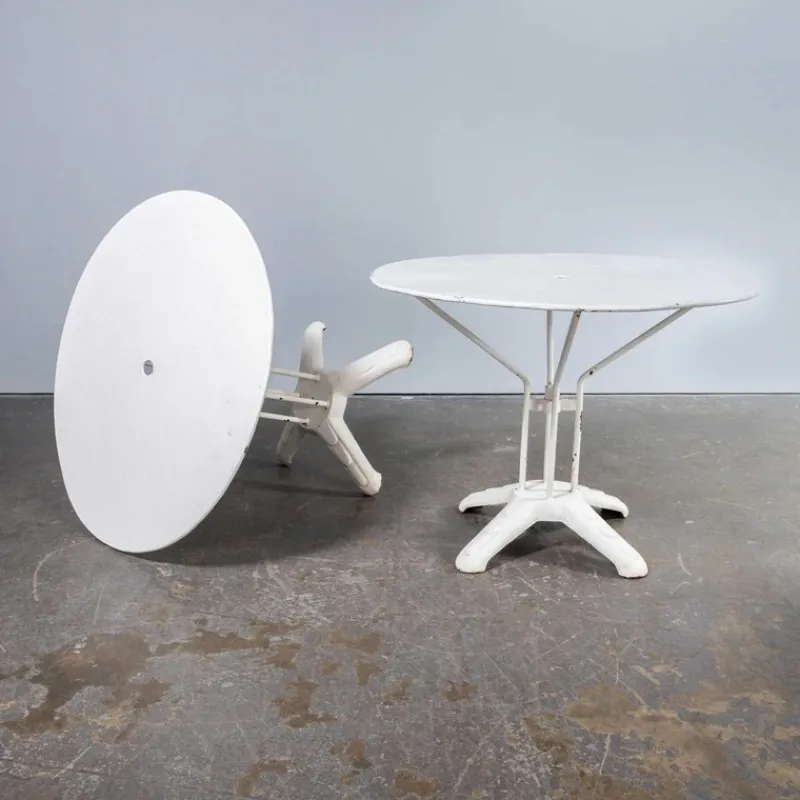 Pamono Vintage French Cast Base White Outdoor Table, 1950s> Garden Tables