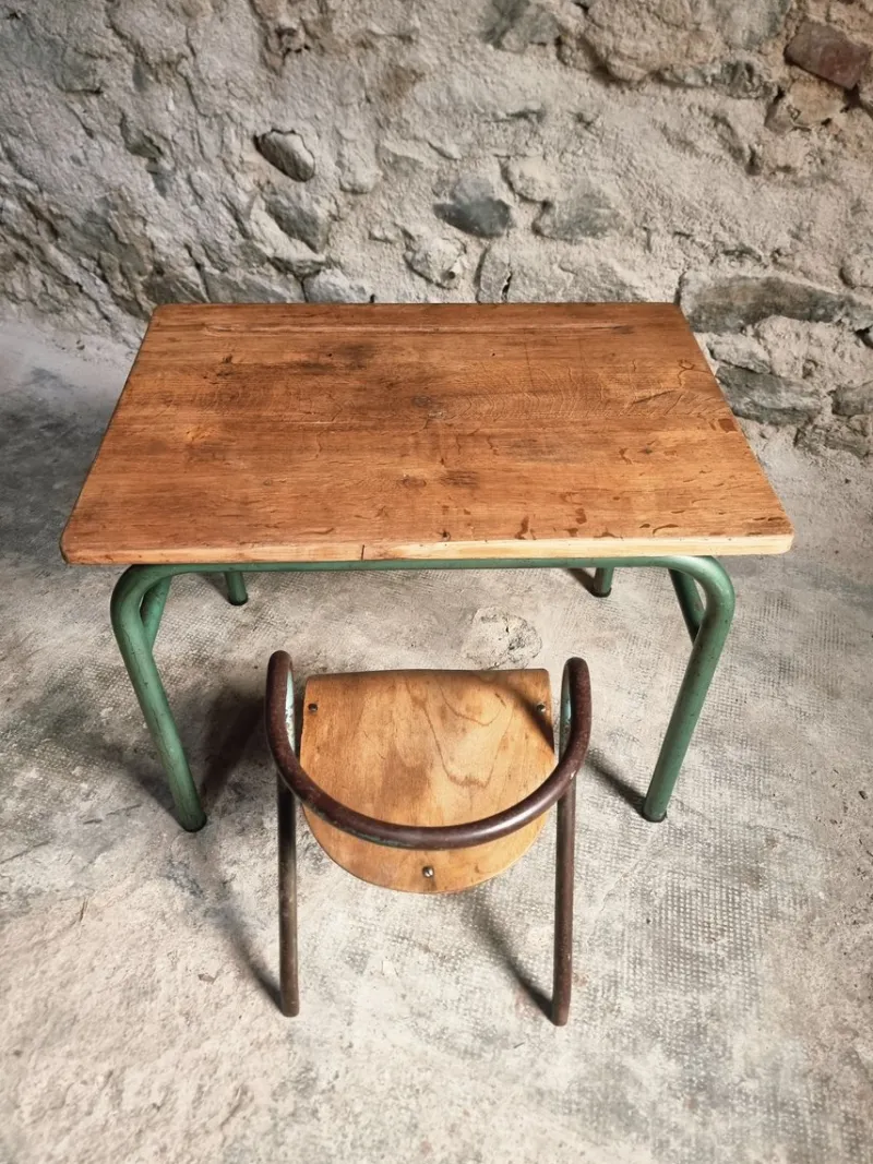 Sale Pamono Vintage French Children's Desk and Chair Set, 1950s, Set of 2