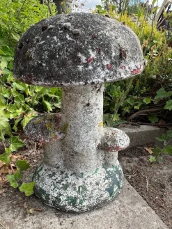 Pamono Vintage French Concrete Stone Garden Mushroom, 1950s><noscript><img width=