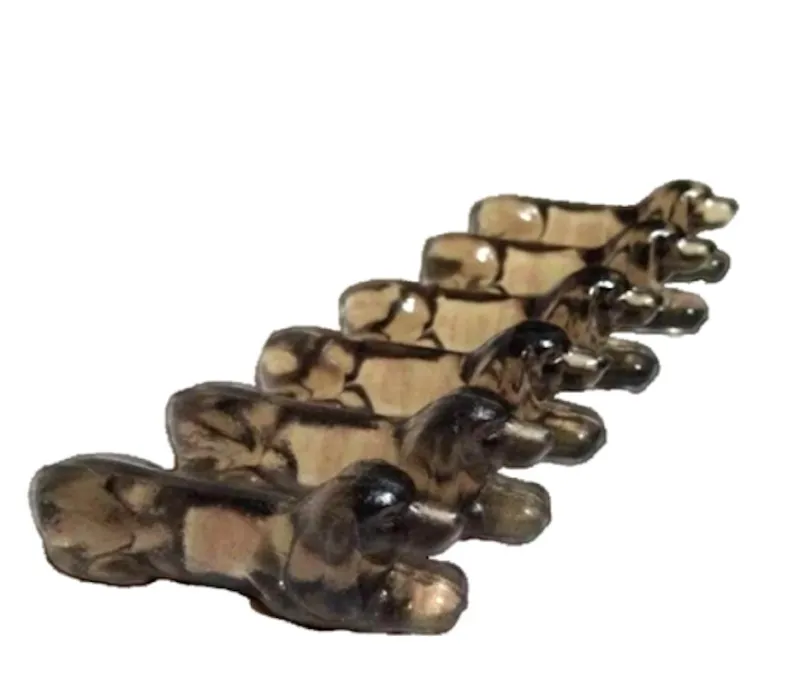 Pamono Vintage French Dachshund Dog Knife Rests in Taupe Glass, 1950s, Set of 12> Cutlery & Serving Utensils