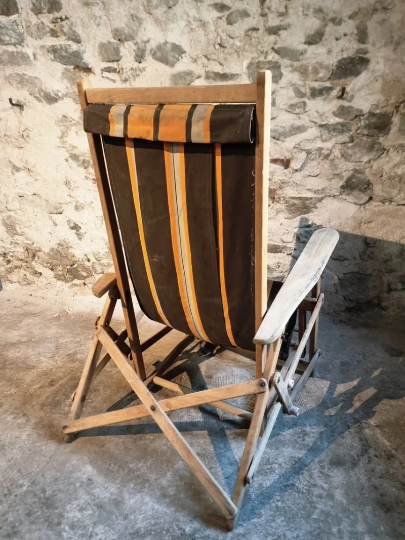 Pamono Vintage French Deck Chair in Beechwood, 1950s> Garden Seating