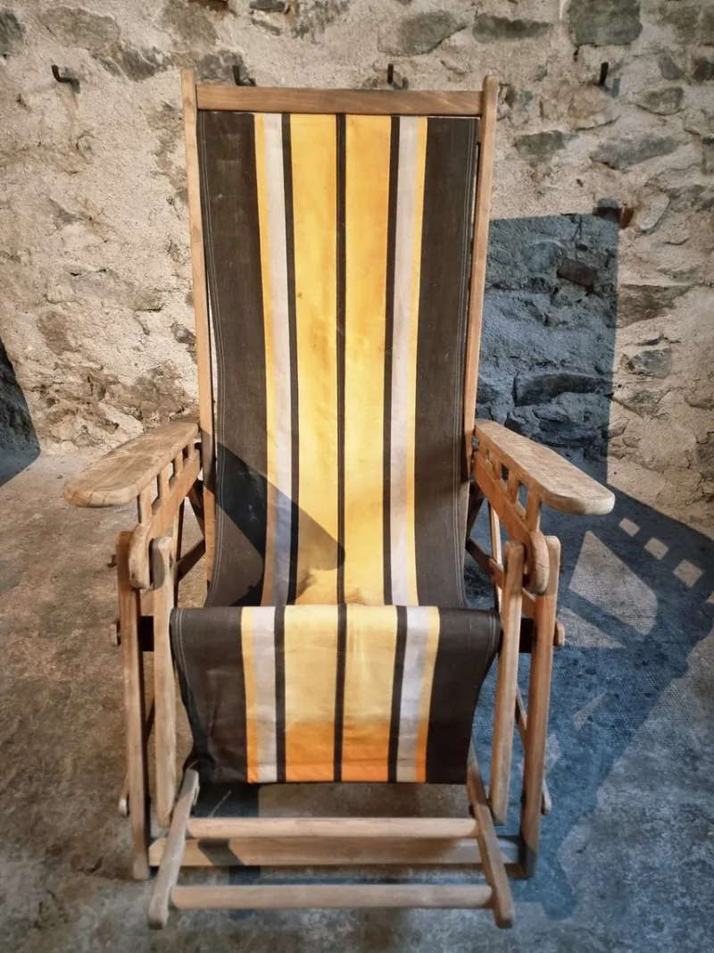 Pamono Vintage French Deck Chair in Beechwood, 1950s> Garden Seating