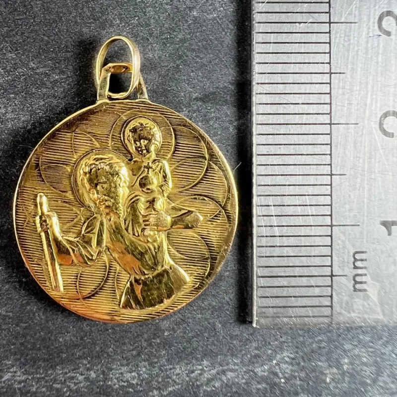 Hot Pamono Vintage French Double-Sided St. Christopher Medal Pendant in 18 Karat Yellow Gold, 1960s