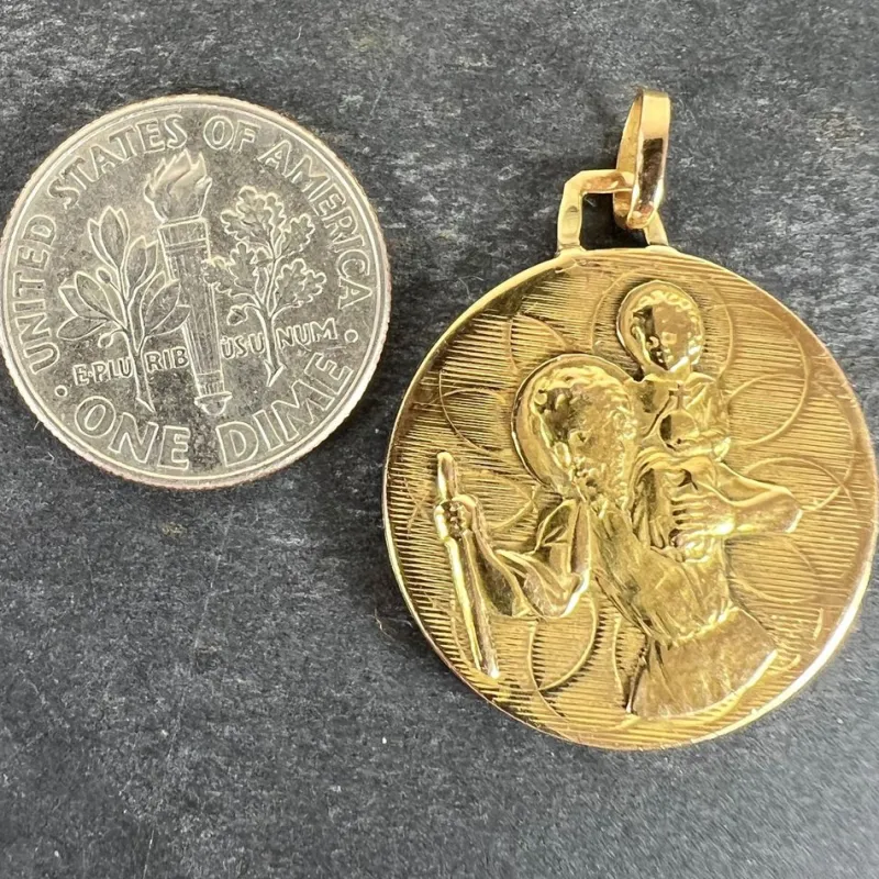 Hot Pamono Vintage French Double-Sided St. Christopher Medal Pendant in 18 Karat Yellow Gold, 1960s