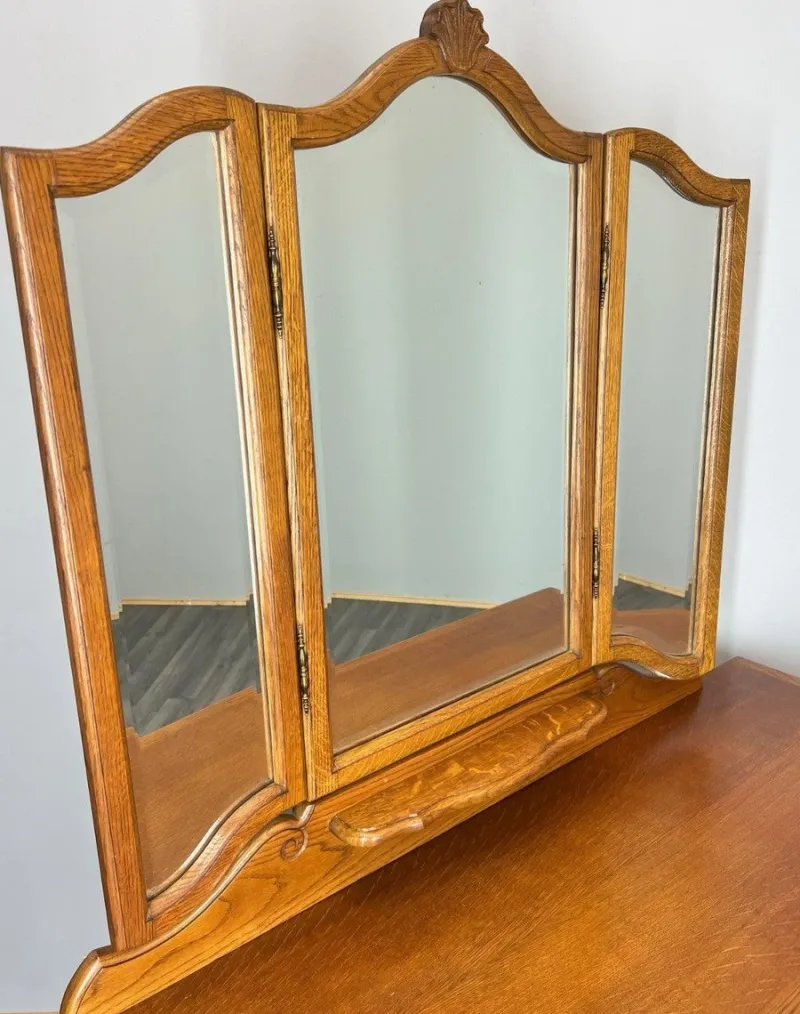 Pamono Vintage French Dressing Table with Mirror in Oak> Dressing Tables