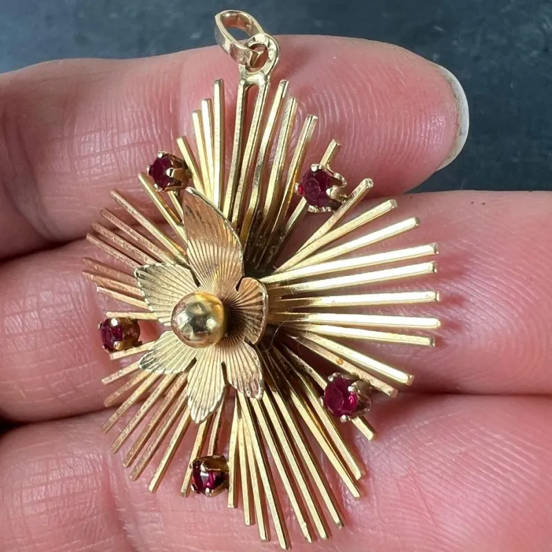 Best Pamono Vintage French Flower Sunburst 18 Karat Yellow Gold and Ruby Pendant Necklace, 1950s