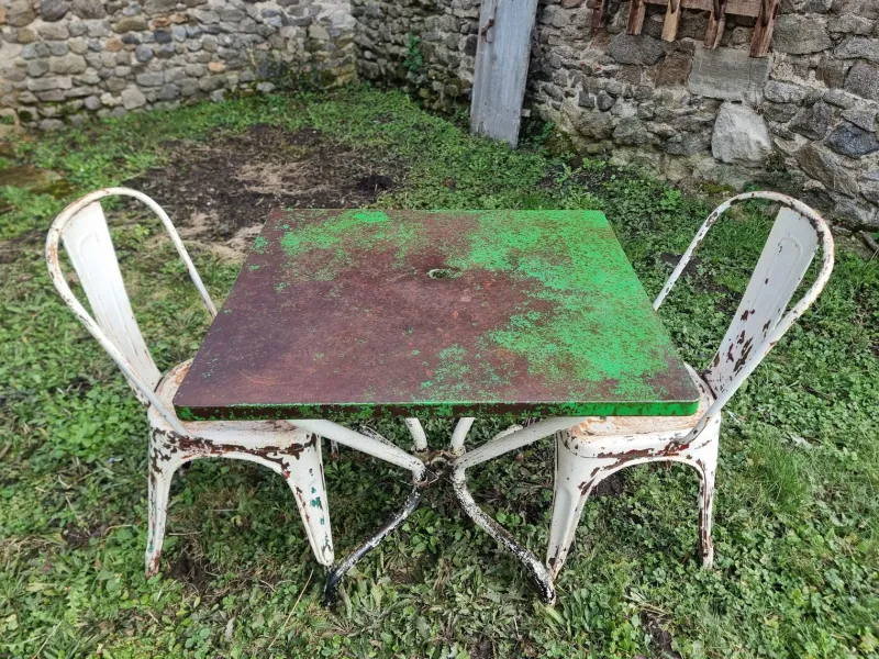 Pamono Vintage French Garden Set in Iron Table with Chairs, 1950s, Set of 3> Garden Seating