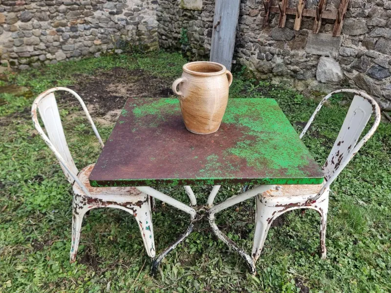 Pamono Vintage French Garden Set in Iron Table with Chairs, 1950s, Set of 3> Garden Seating