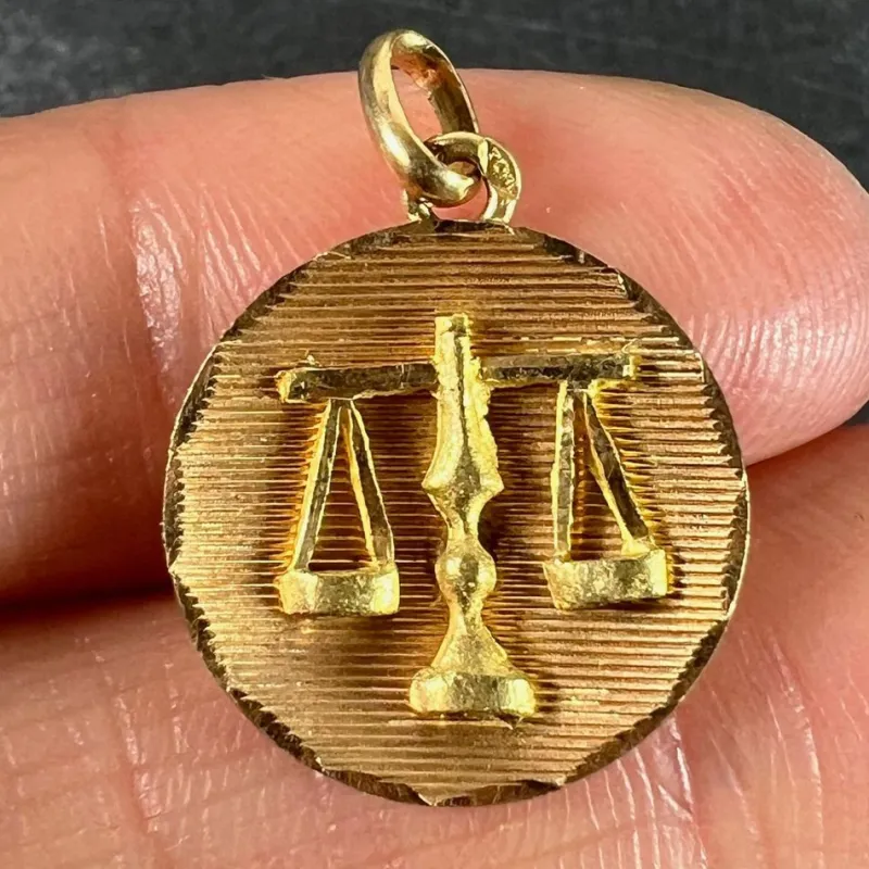 Pamono Vintage French Libra Star Sign Zodiac 18k Yellow Gold Charm Medal Pendant, 1960s> Necklaces