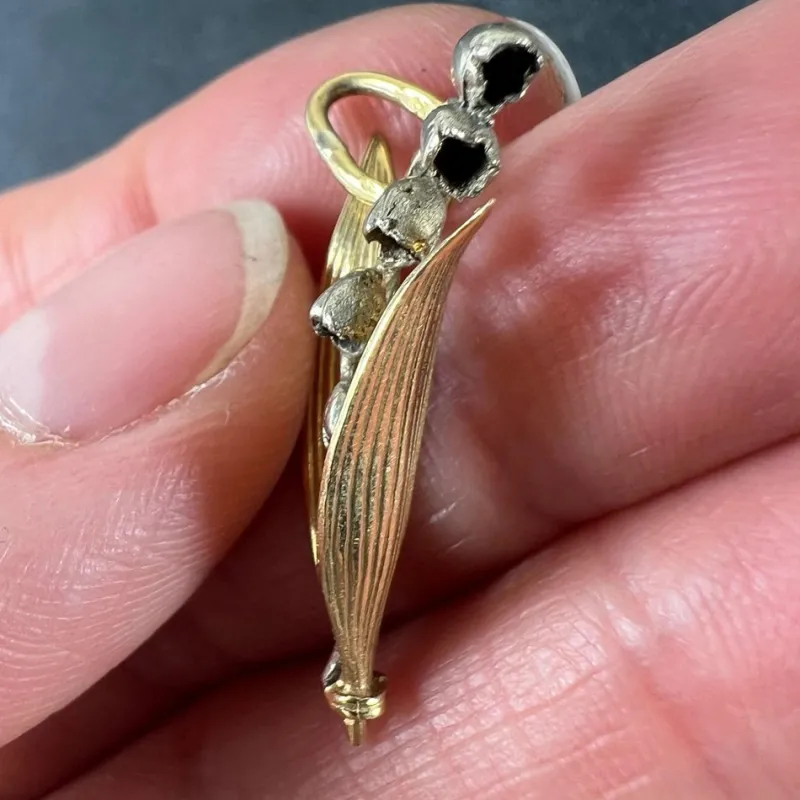 Pamono Vintage French Lily of the Valley Charm Pendant in 18 Karat White and Yellow Gold, 1940s
