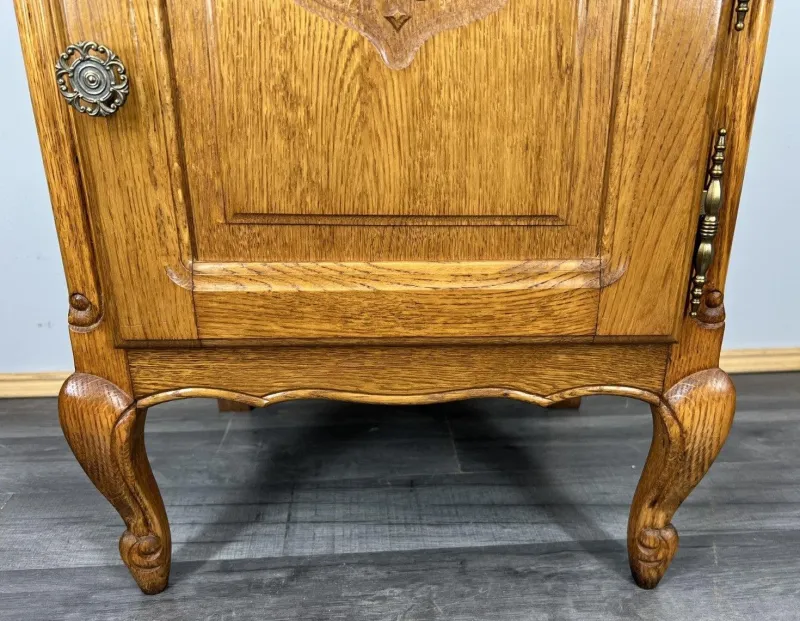 Discount Pamono Vintage French Louis XVI Style Oak Bedside Tables, Set of 2