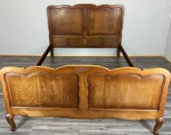 Pamono Vintage French Louis XVI Style Double Carved Bed in Oak> Beds & Bedroom Sets