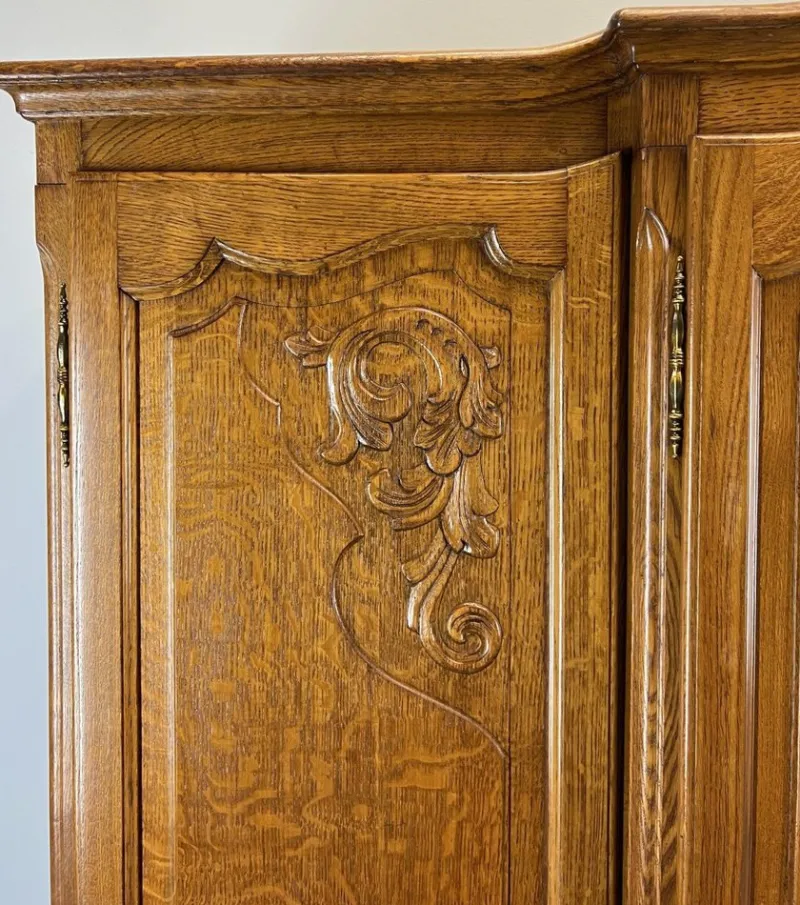 Pamono Vintage French Louis XVI Carved Oak 4-Door Armoire> Cabinets & Wardrobes