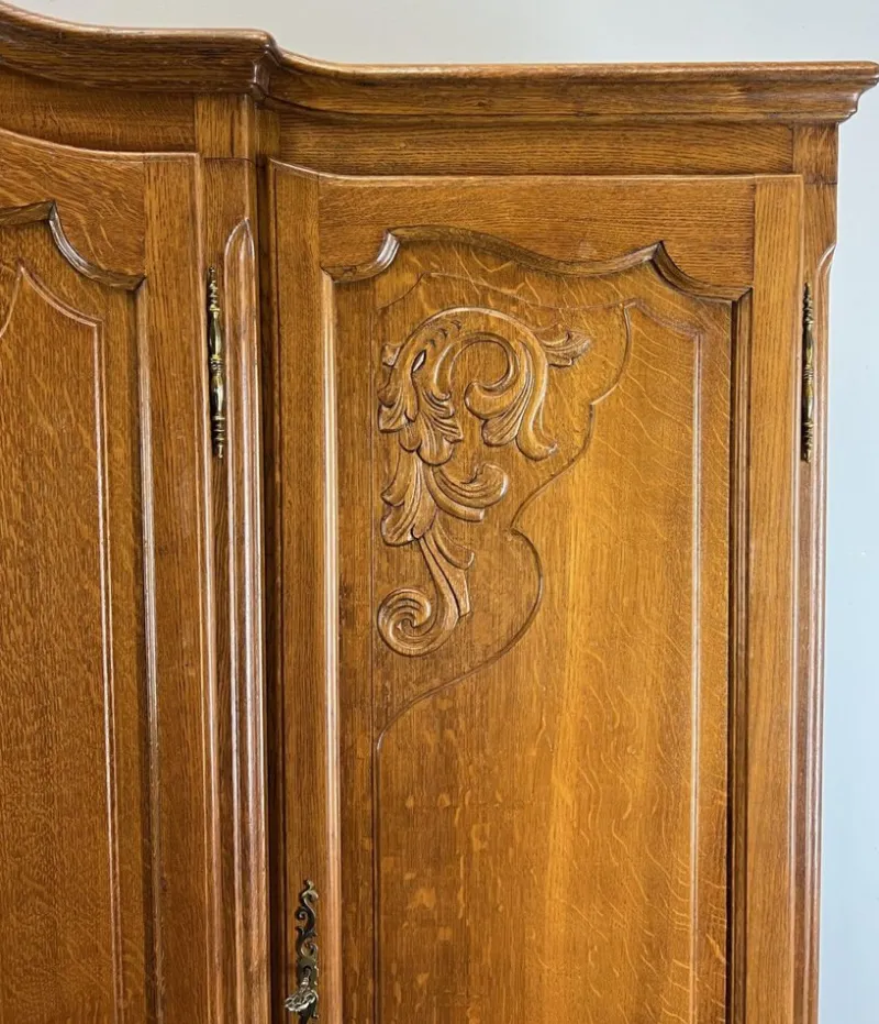 Pamono Vintage French Louis XVI Carved Oak 4-Door Armoire> Cabinets & Wardrobes