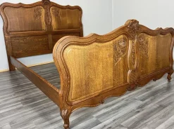 Pamono Vintage French Louis XVI Style Double Carved Bed Frame in Oak> Beds & Bedroom Sets