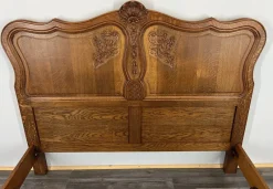 Pamono Vintage French Louis XVI Style Double Carved Bed Frame in Oak><noscript><img width=