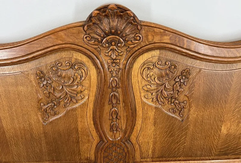 Pamono Vintage French Louis XVI Style Double Carved Bed Frame in Oak> Beds & Bedroom Sets