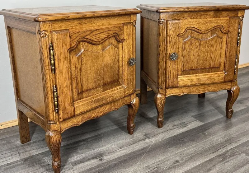 New Pamono Vintage French Oak Bedside Tables, Set of 2
