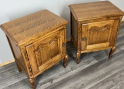 New Pamono Vintage French Oak Bedside Tables, Set of 2