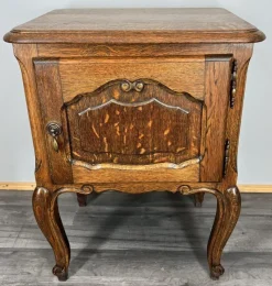 Online Pamono Vintage French Oak Bedside Tables, Set of 2