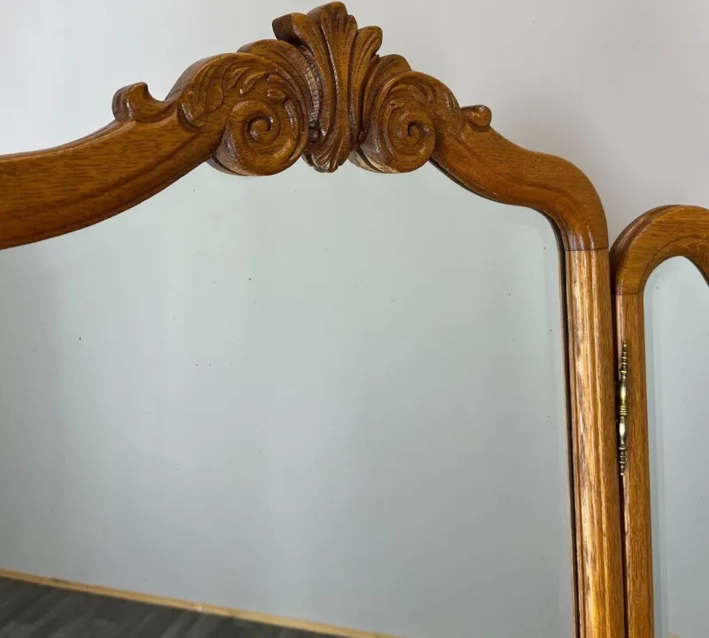 Pamono Vintage French Oak Dressing Table with Mirror> Dressing Tables