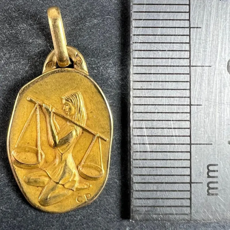 New Pamono Vintage French Perroud Libra Zodiac 18k Yellow Gold Medal Pendant, 1960s