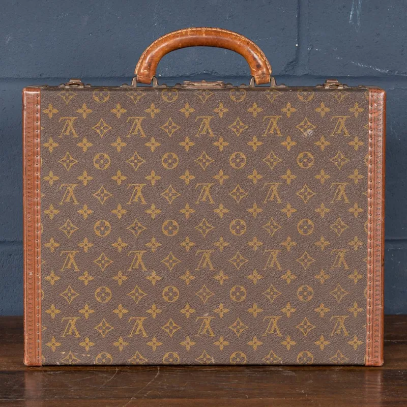 Pamono Vintage French President Briefcase in Monogram Canvas from Louis Vuitton, 1990> Trunks Crates & Baskets