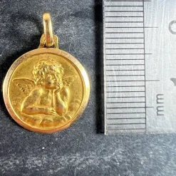 Pamono Vintage French Raphaels Cherub 18k Yellow Gold Medal Pendant, 1950s><noscript><img width=