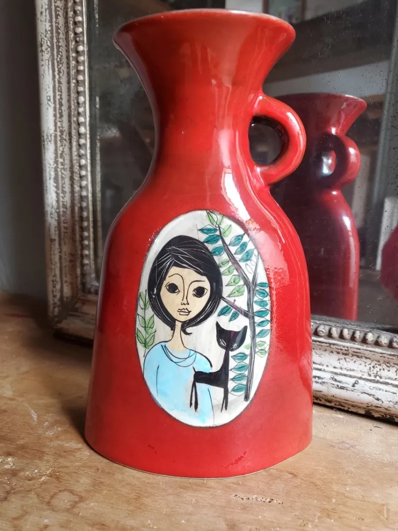 Hot Pamono Vintage French Red Glazed Studio Pottery Vase with Female Portrait by Jean de Lespinasse, 1950s