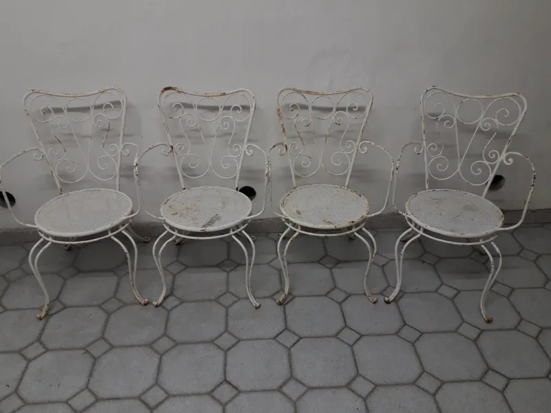 Pamono Vintage Garden Chairs in Iron, 1950s, Set of 4> Garden Seating