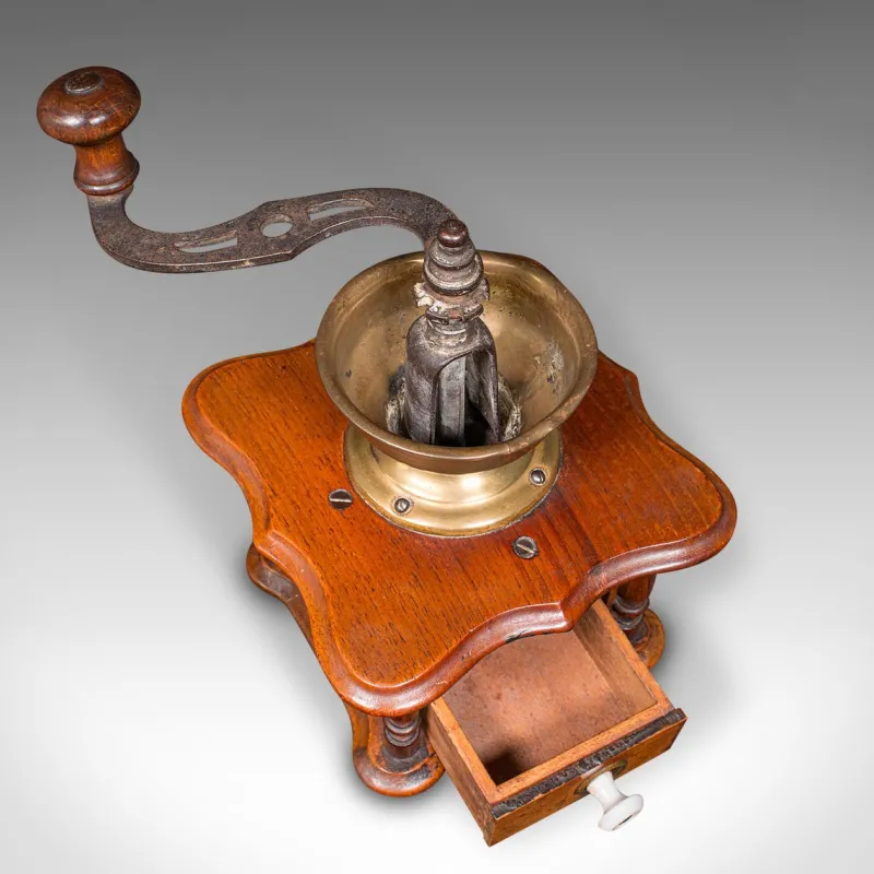 Pamono Vintage German Manual Coffee Grinder in Oak, 1930> Coffee & Tea Service