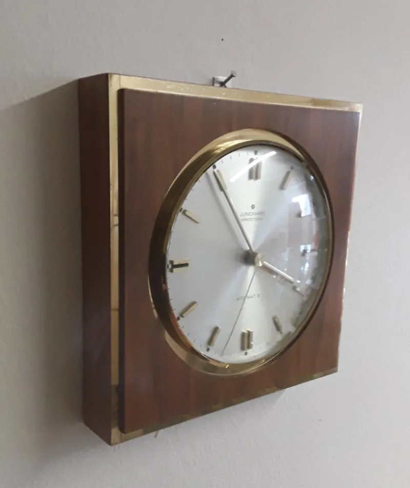 Clearance Pamono Vintage German Wall Clock Ato-Mat S from Junghans, 1960s