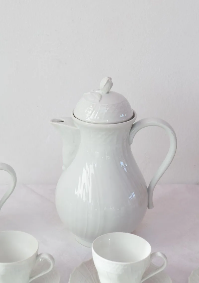 Discount Pamono Vintage German White Coffee from Hutschenreuther, 1950s, Set of 22