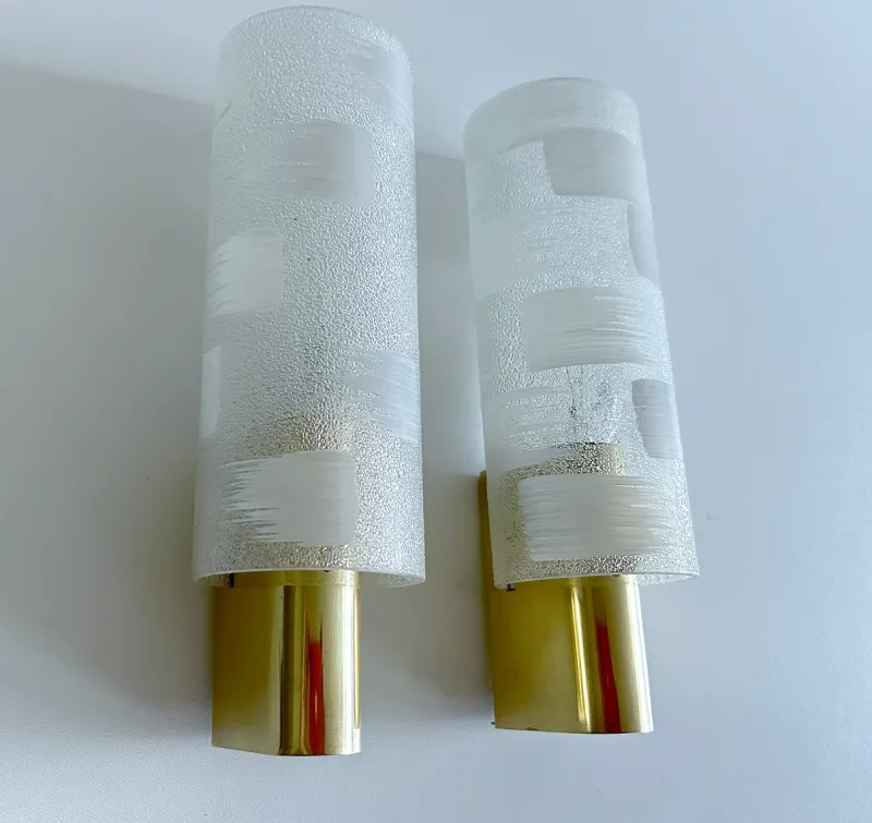 Pamono Vintage Glass and Brass Sconces, 1970s, Set of 2> Wall Lights & Sconces