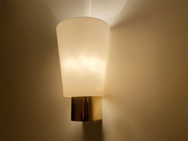 Pamono Vintage Glass Sconces from Limburg, Set of 2> Wall Lights & Sconces