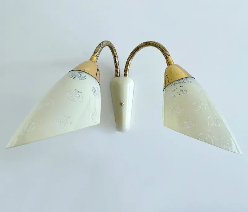 Pamono Vintage Glass Sconces, 1950s, Set of 2> Wall Lights & Sconces