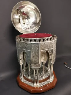 Online Pamono Vintage Gramophone, Seville, 1925