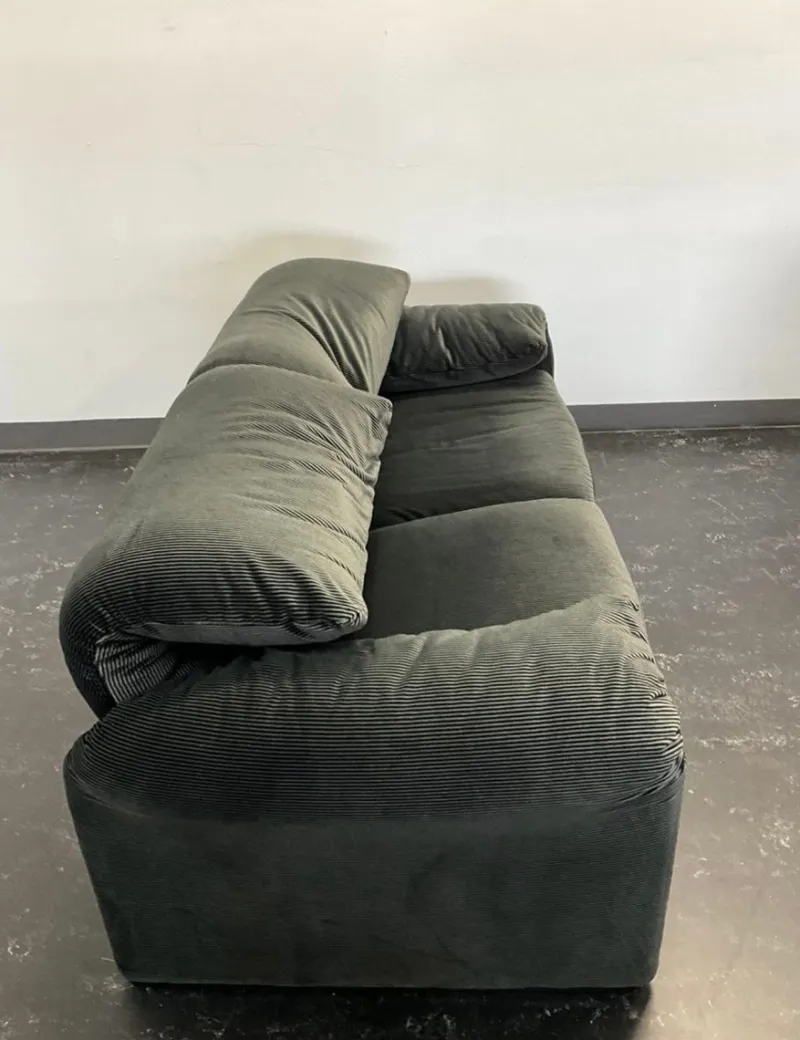 Outlet Pamono Vintage Grey Velvet Maralunga Sofa with Armchair by Vico Magistretti for Cassina, 1970s, Set of 2