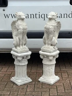 Sale Pamono Vintage Griffins on Architectural Columns, Set of 2