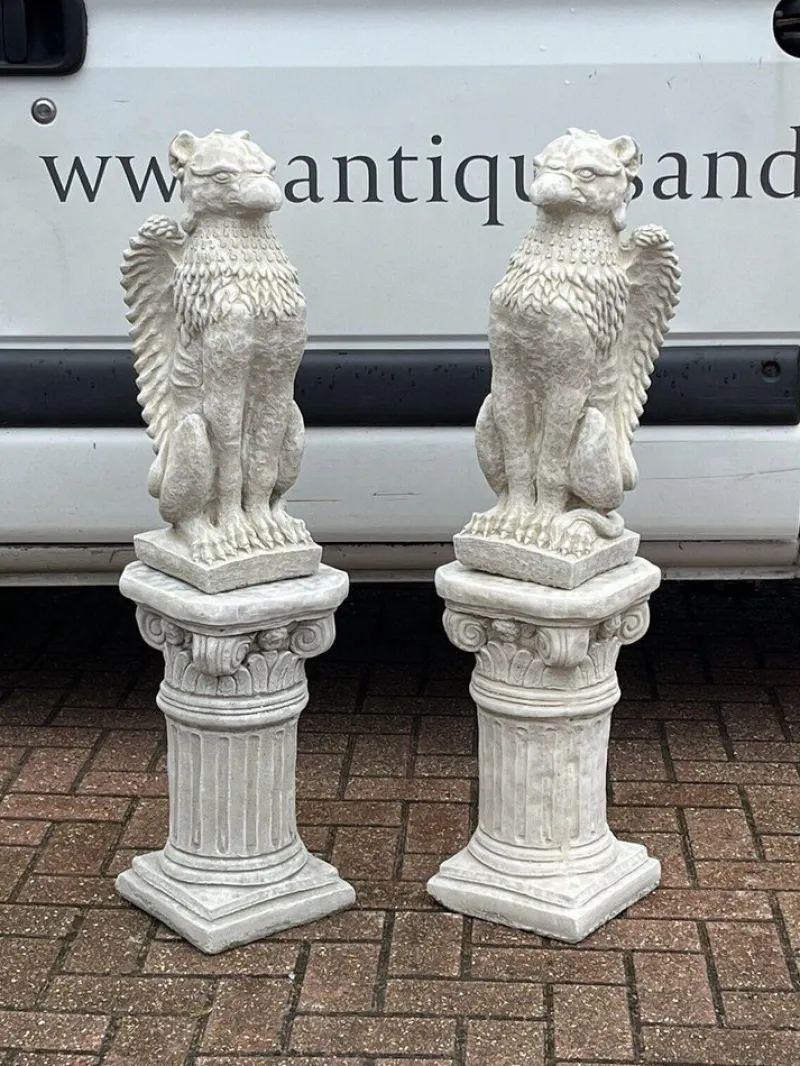 Sale Pamono Vintage Griffins on Architectural Columns, Set of 2