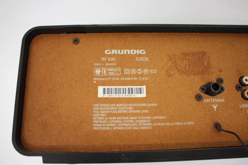 Pamono Vintage Grundig RF 630 Radio, Germany, 1990s> Electronics
