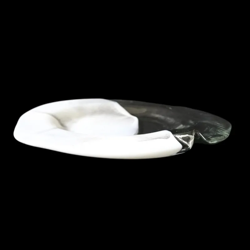 Pamono Vintage Handmade Art Glass Plate from Richard Art Collection, Sweden, 1980s> Dinner Plates & Bowls