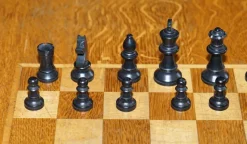 Pamono Vintage Honey Oak Chess Board Coffee Table With Chess Set><noscript><img width=