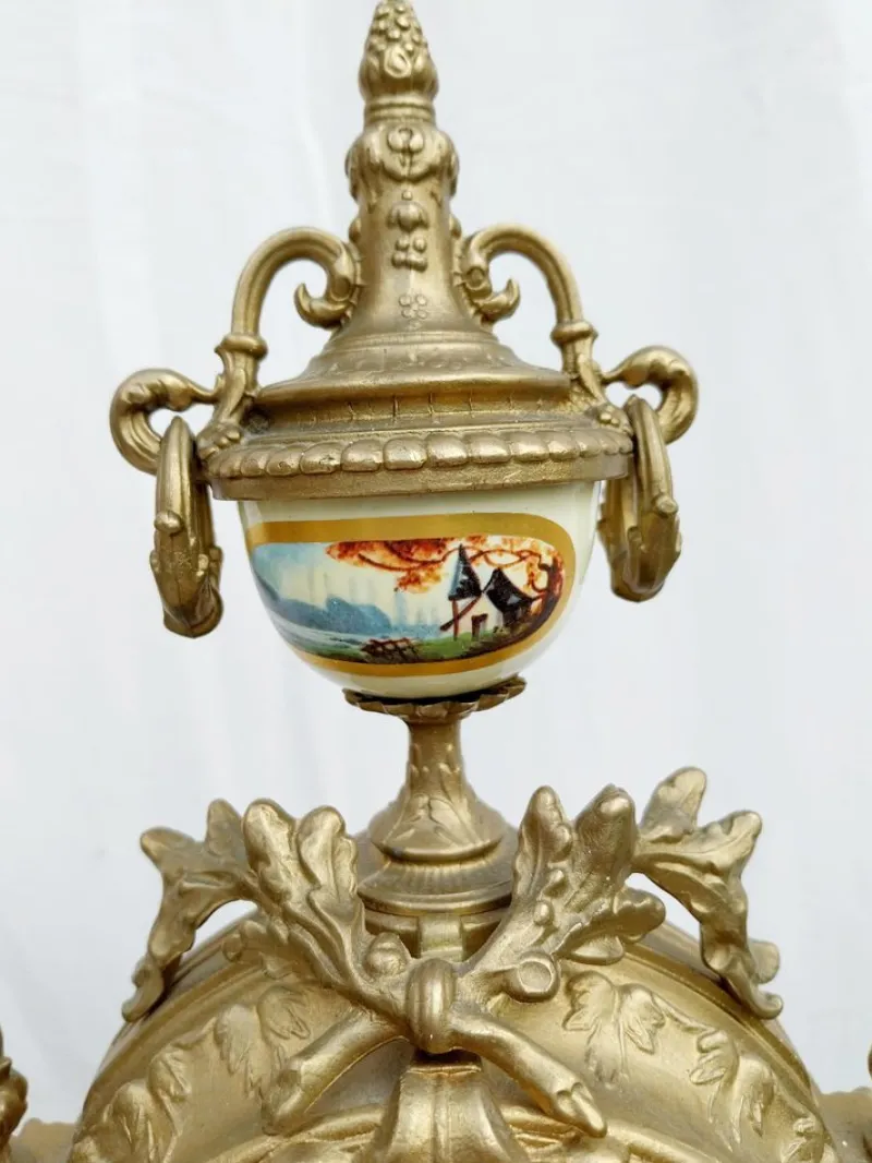 Pamono Vintage Imperial Mantel Clock with Urns by Franz Hermle Lancini, 1980s, Set of 3> Clocks