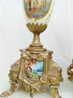Pamono Vintage Imperial Mantel Clock with Urns by Franz Hermle Lancini, 1980s, Set of 3><noscript><img width=