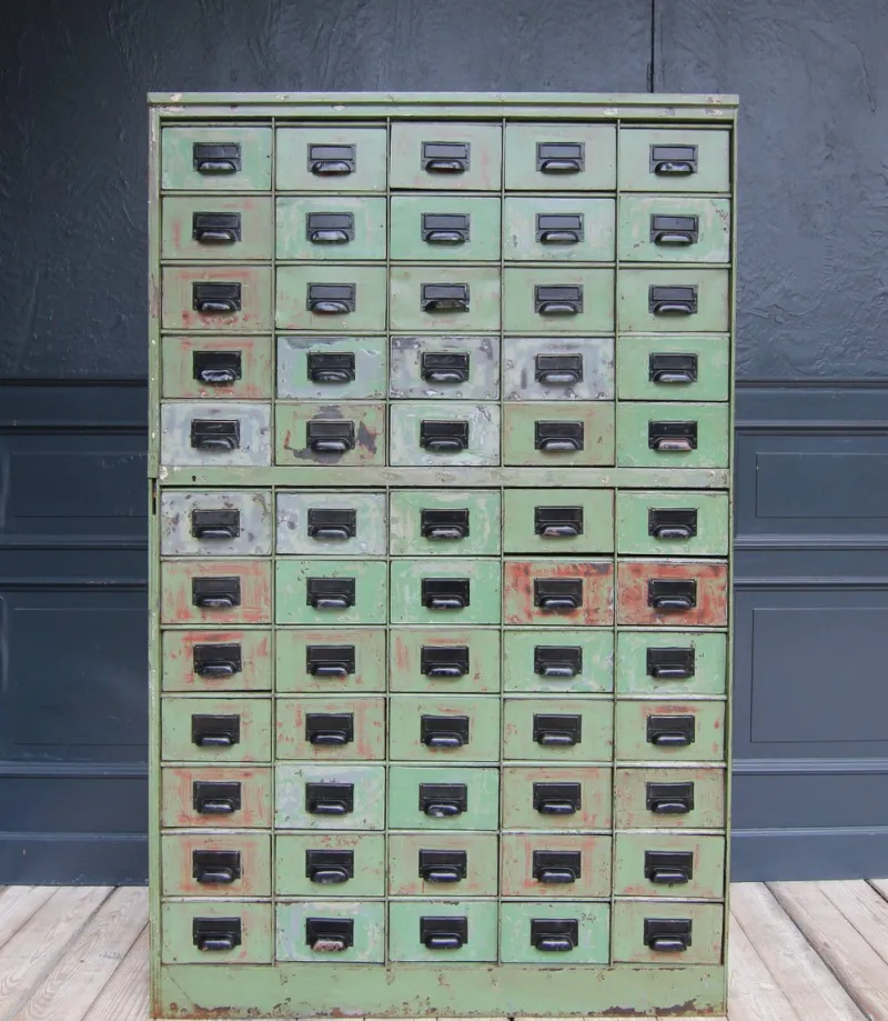 Pamono Vintage Industrial Metal Drawer Cabinet, 1920s> Dressers, Commodes & Chests