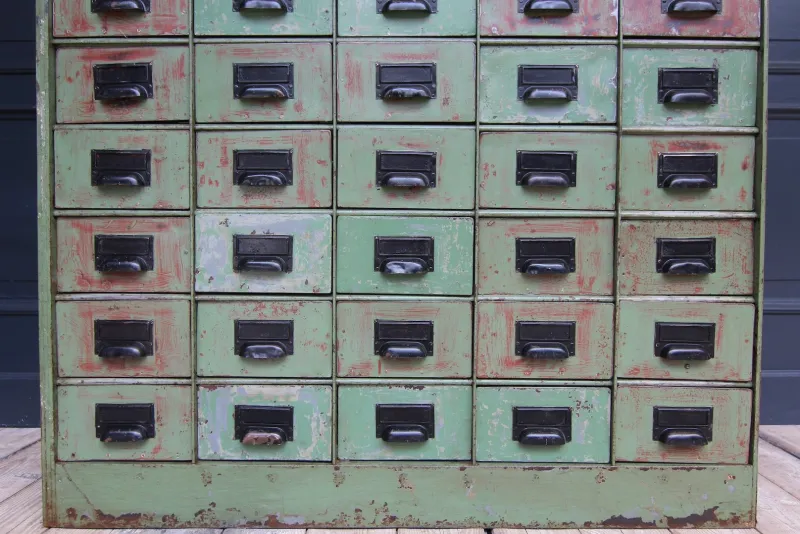 Pamono Vintage Industrial Metal Drawer Cabinet, 1920s> Dressers, Commodes & Chests