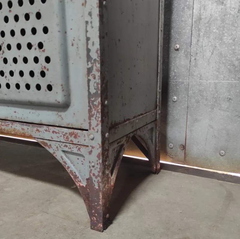 Pamono Vintage Industrial Metal 4-Door Locker> Cabinets & Wardrobes