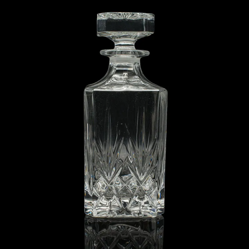 Hot Pamono Vintage Irish Whiskey Decanter with Cut Crystal Glass, 1960s