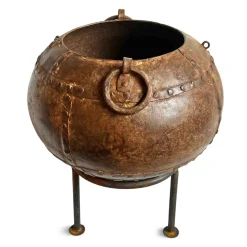 Pamono Vintage Iron Rivet Pot Planter, 1960s> Planters And Jardiniere